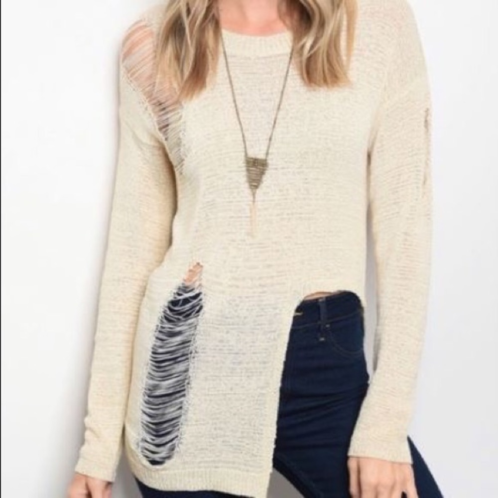 Edgy Ivory Light Sweater